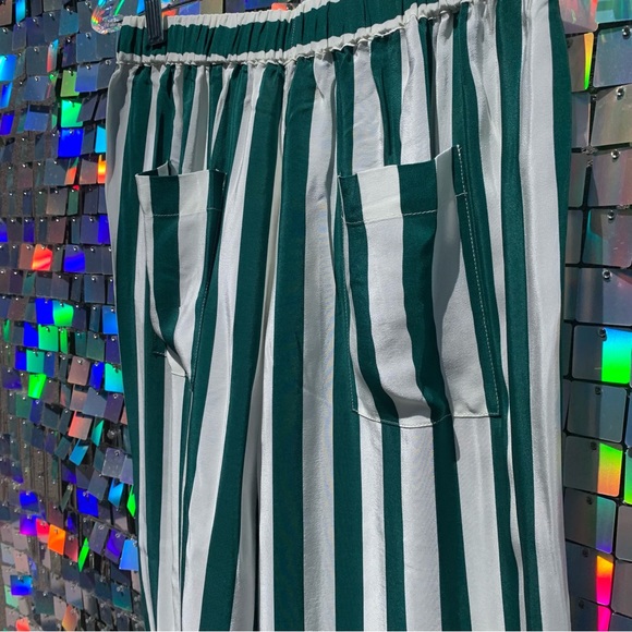 NWT All Year around (AYR) The Flow State Pant in Glass Green Regatta Stripe. - Picture 8 of 13
